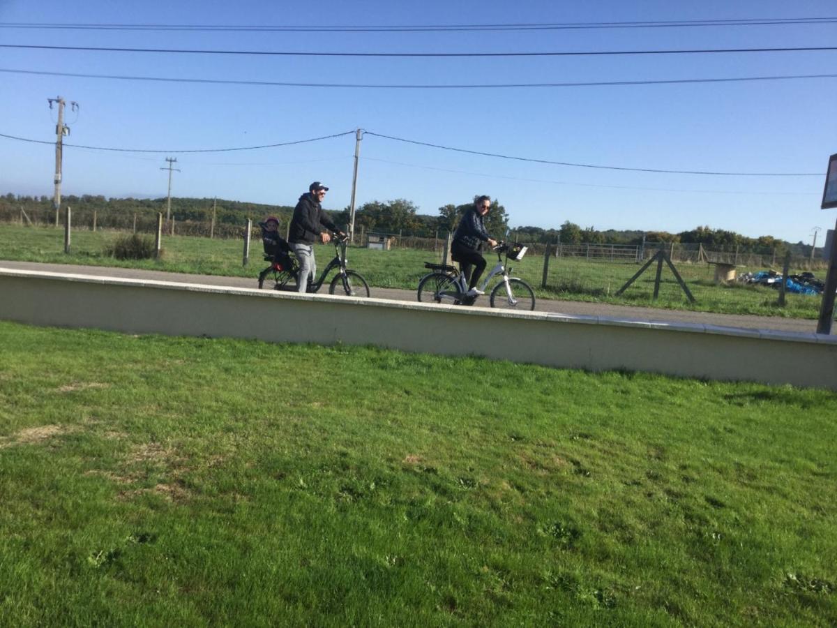 Gite De Belle Vue Semur-en-Brionnais Luaran gambar